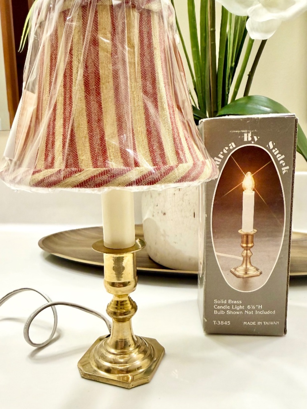 Andrea by sadek, 6.5 inch mini brass lamp.